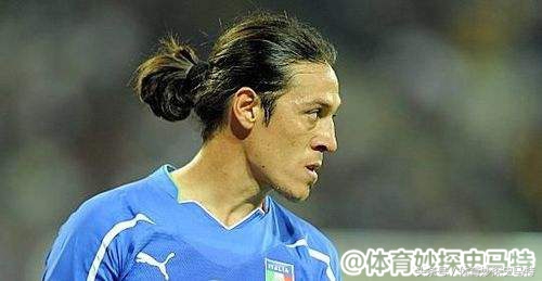 卡莫拉内西和特雷泽盖,卡莫拉内西和博格巴