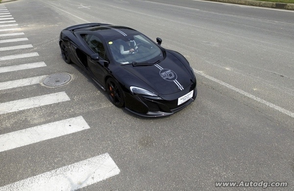 趁女神都去聚会黎Sir偷偷带网友去松山湖约跑!