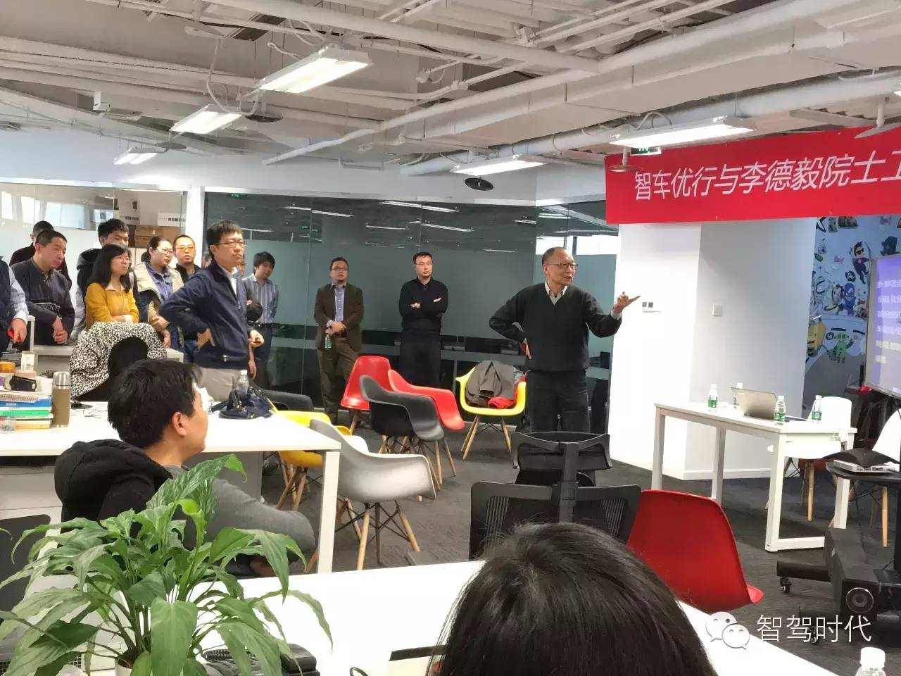 智车优行：一个互联网轻资产造车的样本