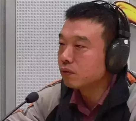 小马哥答粉丝：机油加到上限了有什么影响吗？该怎么处理？