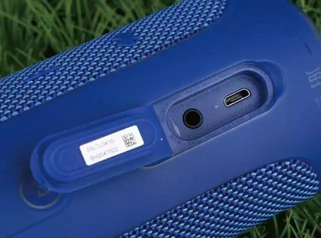 户外便携式蓝牙音箱评测,随身便携式蓝牙音箱