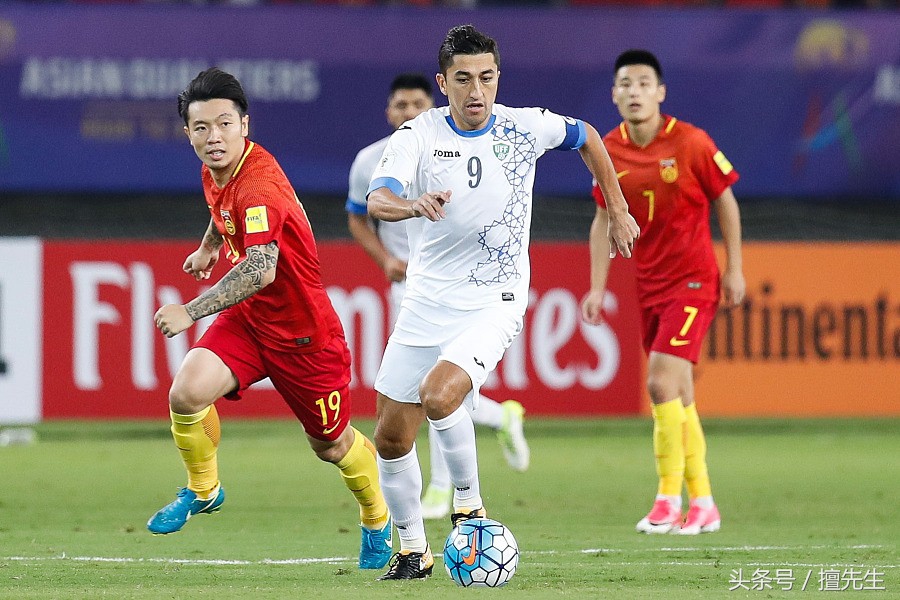 心理战？乌主帅称裁判帮中国队：我们5名球员中毒不是偶然