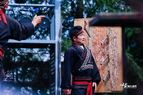 历史底蕴与现代繁华在此交融,历史与现代并存的城市