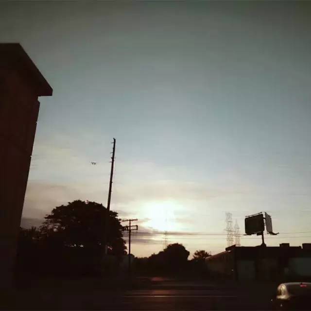 学姐学长的朋友圈,飞过一整个世界