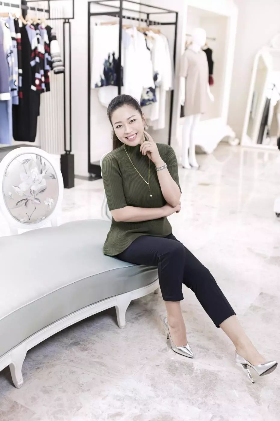 她的“共享时装”平台要让普通女性穿大牌，顶级机构已入场