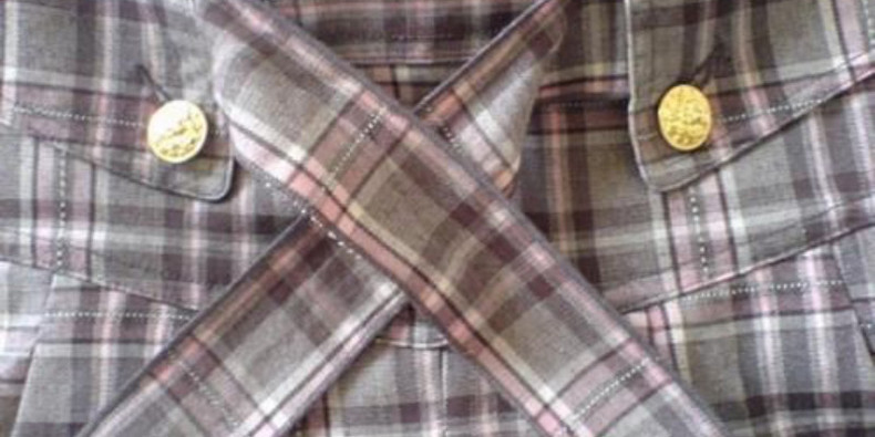 秋天气质修身风衣搭配,怎样系风衣后面蝴蝶结