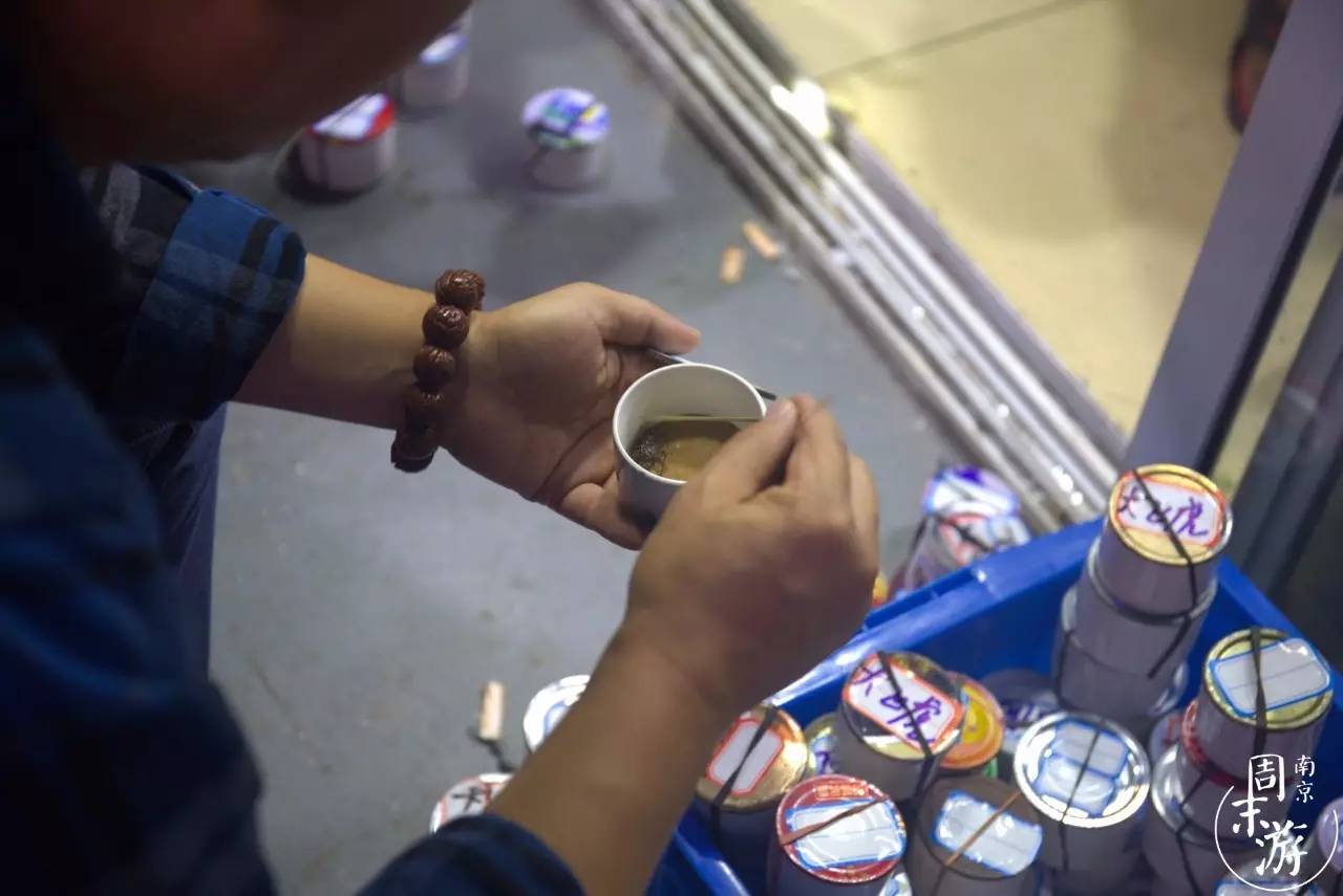 南京市最大的花鸟鱼虫市场在哪里,逛花鸟鱼虫市场的视频