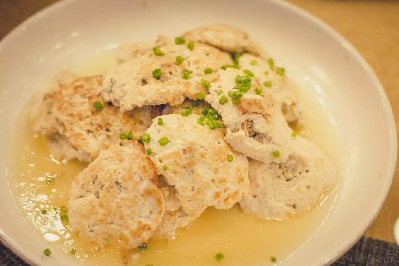 住在梦境般的黄姚花海之中，找回久违了的诗意与远方