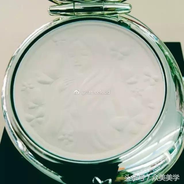 各大牌17年圣诞限定彩妆又来圈票了，你们准备好了吗