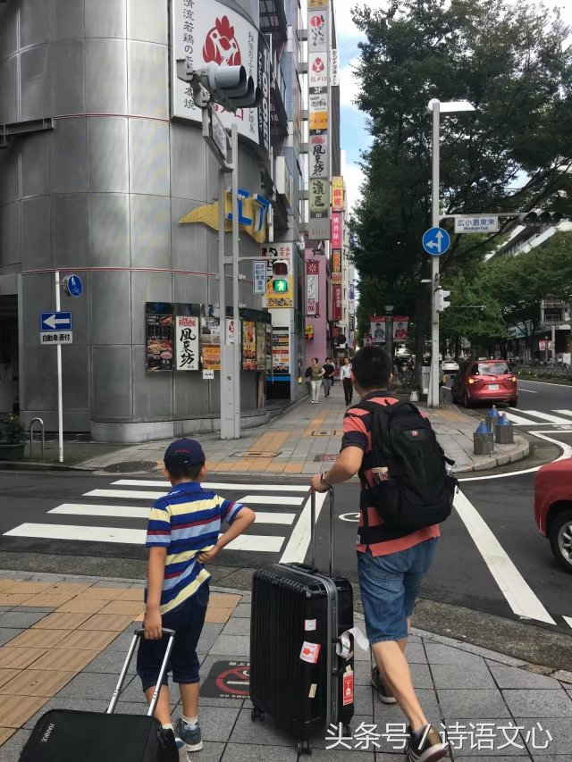 暑假带娃去部队看亲人,带娃去拉练