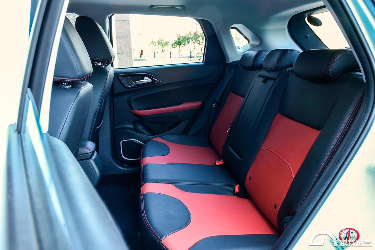 suv弯道王是什么车,中华v3试驾视频