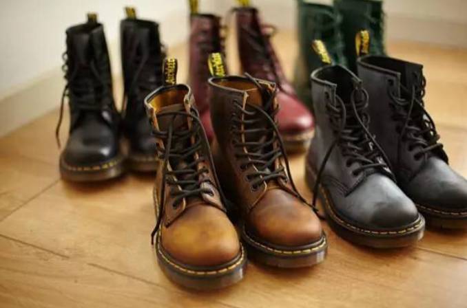 你见过不会过时的马丁靴,经典不过时不土的马丁靴
