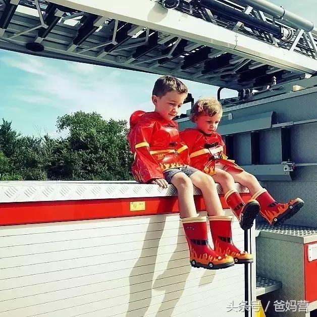 儿童专用雨伞雨衣雨鞋,儿童雨鞋爆款第一名3岁