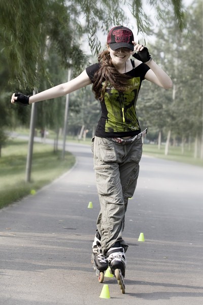 校园轮滑教学课程安排表,学校轮滑课的缺点