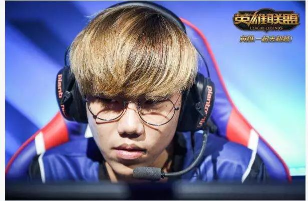 LPL陪练团名单更新:等一个IM古风*男美**