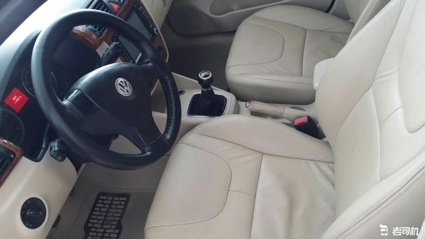 大学毕业买几万块钱车,大学毕业几万块买什么车