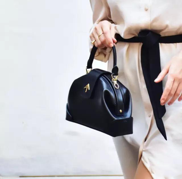 这款复古文艺包包,小众高级感复古包包绿色