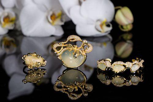 带您欣赏岫玉高端美玉,中国古代四大名玉之岫玉