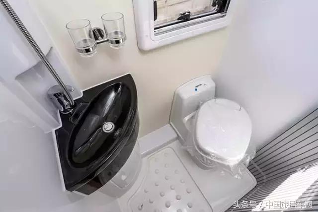 上汽大通maxusrv80型房车原厂,大通rv80b型房车原厂