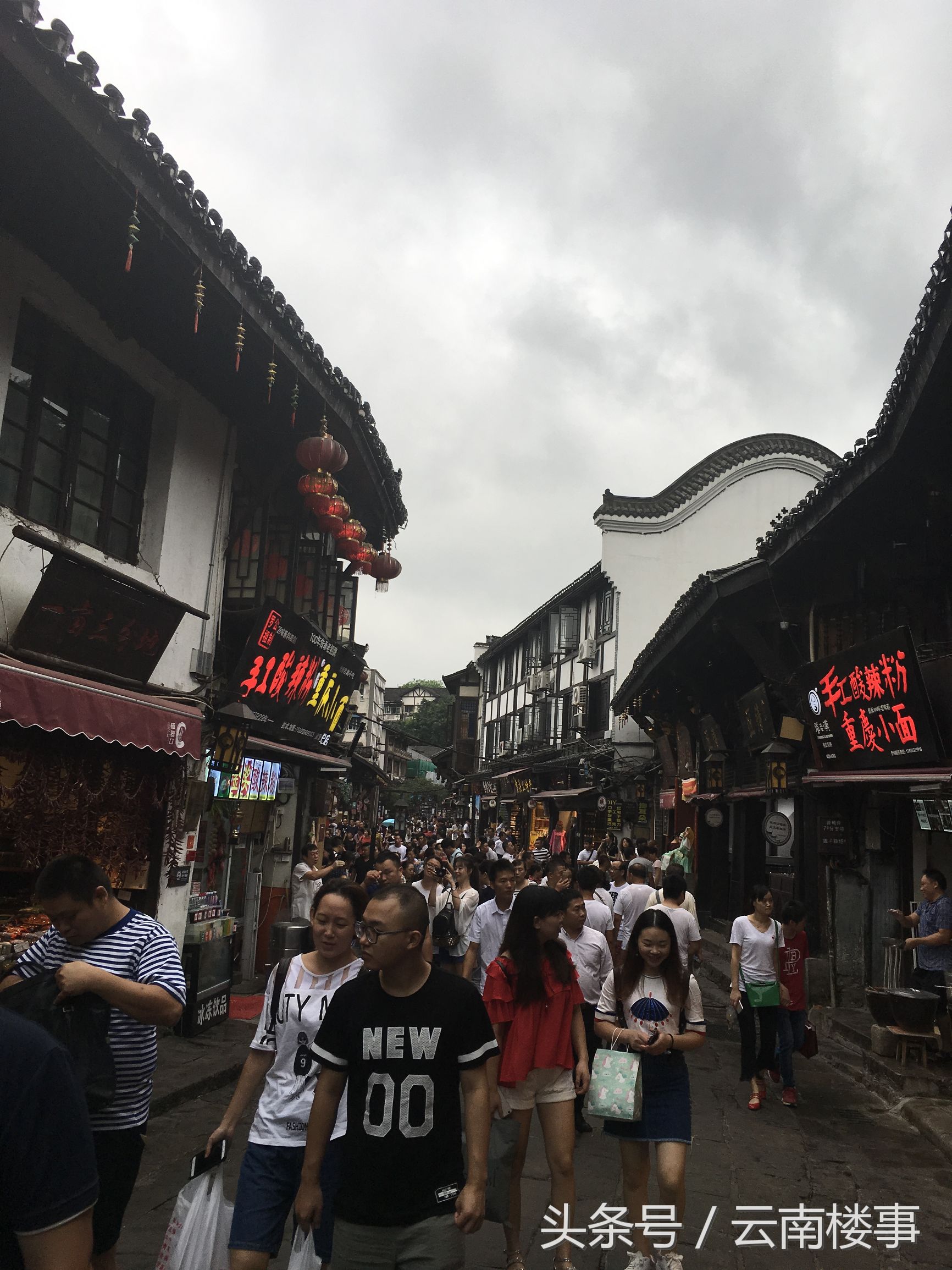 融创白象街怎么那么贵,重庆融创白象街属于哪个区