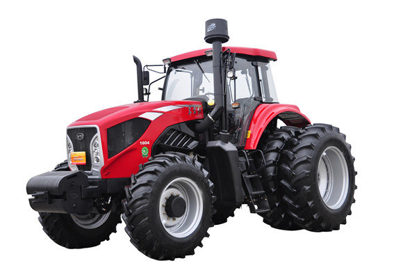 性价比最高的1604拖拉机,拖拉机1604和1404哪个更划算