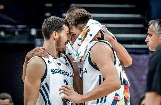 18岁东契奇数据,东契奇是哪年进入nba