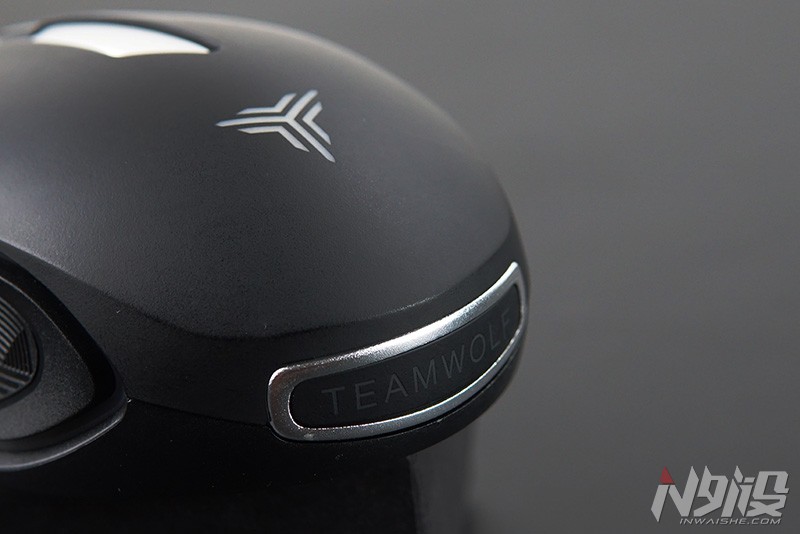 狼派at405游戏鼠标,狼派鼠标拆解