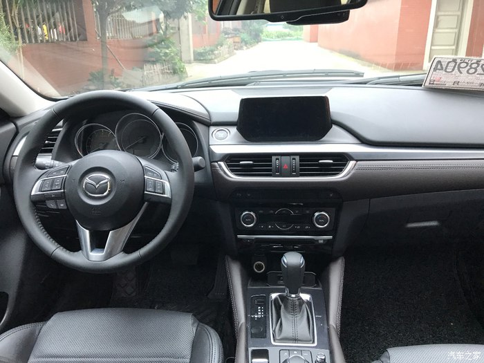 阿特兹换挡略有顿挫正常吗,阿特兹2.5蓝天运动版有拨片换挡