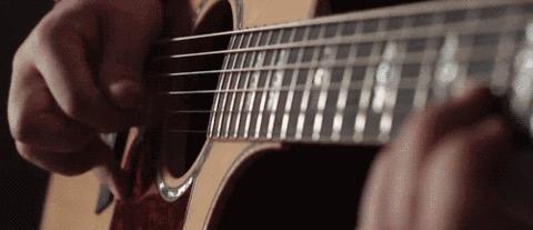 练吉他要多久才能学会,想学吉他但歌唱得不好