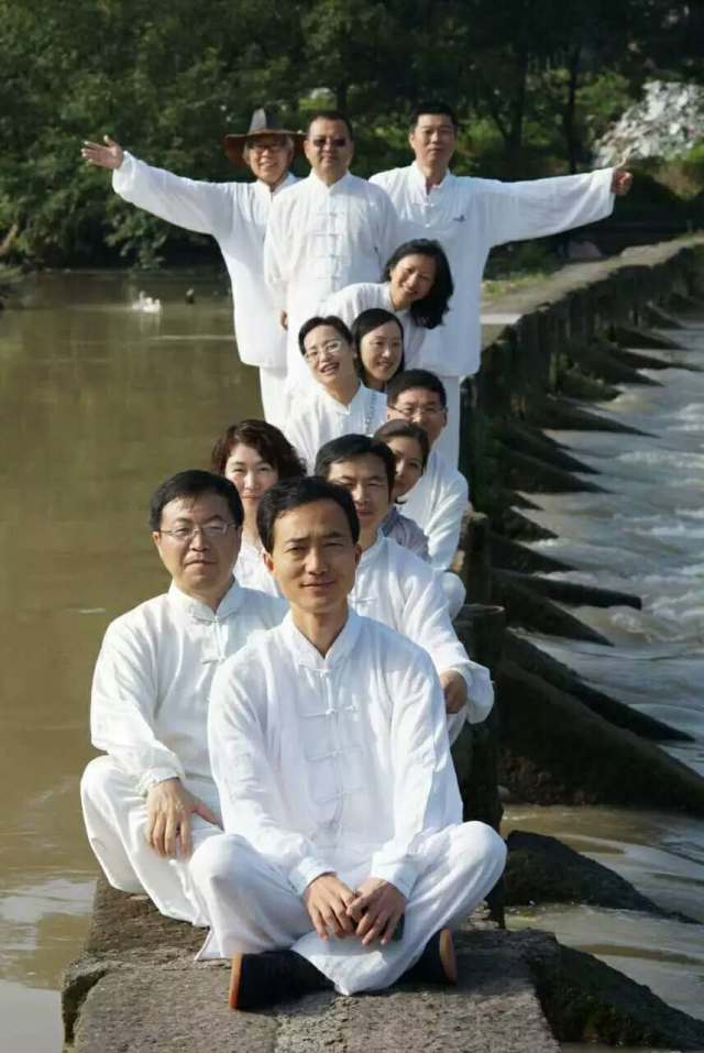 大梦初醒古诗视频,大梦初醒的古诗