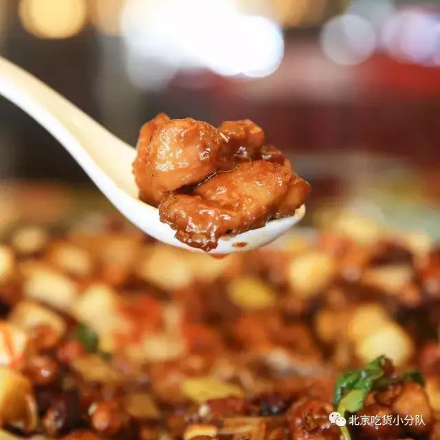 重庆老师傅二十年来的烤鱼配方,国宝级川菜大师视频