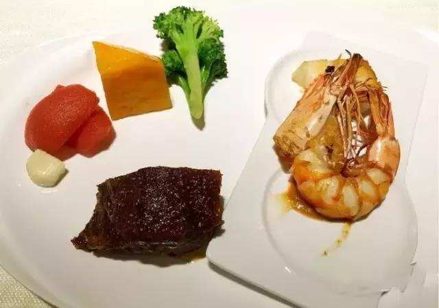 郑州新生美食全攻略!来这20家店,吃遍5个区、5大美食广场