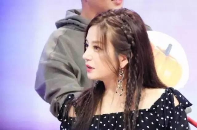 迪丽热巴高马尾发型编发教程,快来看看迪丽热巴同款编发教程吧