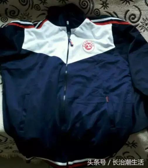 闀挎不澶涓鏍℃湇,闀挎不浜斾腑楂樹簩鏍℃湇