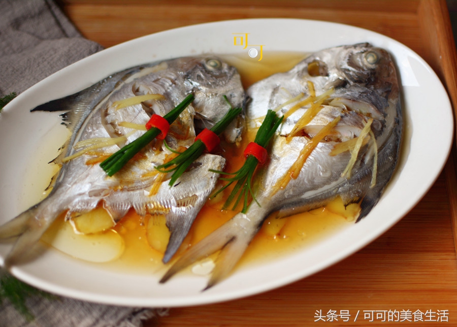 鲳鱼怎么做好吃清蒸鲳鱼,清蒸鲳鱼的最简单做法