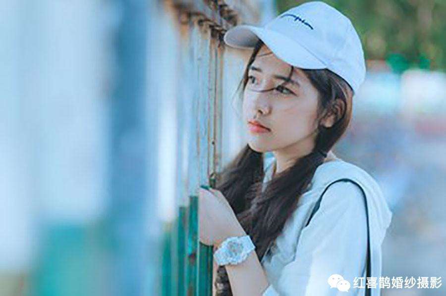 初一小孩子厌学咋办,初一学生厌学需要看心理医生吗