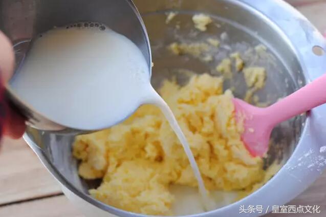 清新口味蛋糕,简约风蓝莓乳酪蛋糕