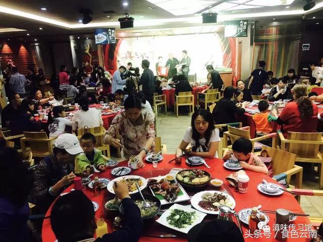 火腿月饼怎么做才好吃,云南滇式火腿月饼