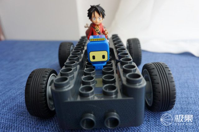 用积木拼搭简易的遥控车,如何用积木拼遥控车
