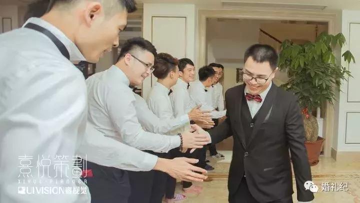 第一次当伴郎怎么做到照顾全局,第一次当伴郎变装