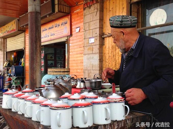 活久见!*疆新**大叔用茶杯煮出来的“缸子肉”有多好吃?