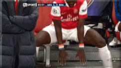 足球名场面搞笑视频阿森纳,足坛大腕搞笑视频