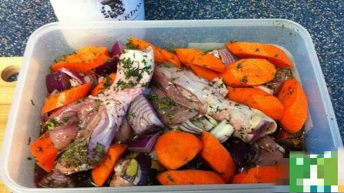 法式红酒烩鸡,法式红酒烩鸡肉图片