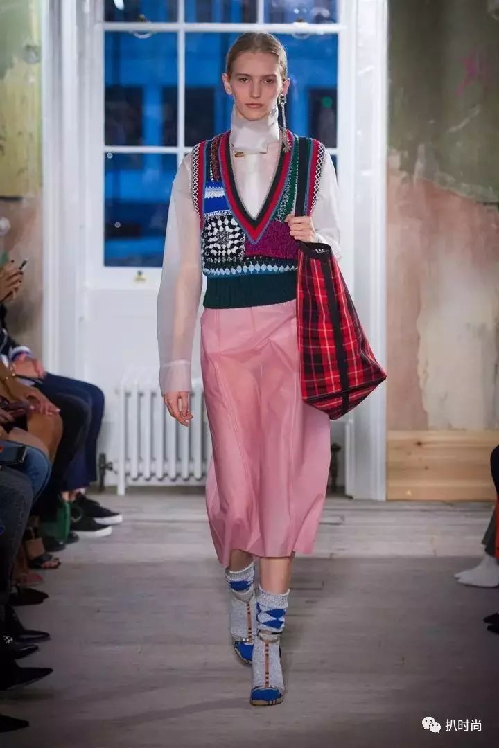 2018春夏伦敦时装周丨Burberry之外,还有什么可看?