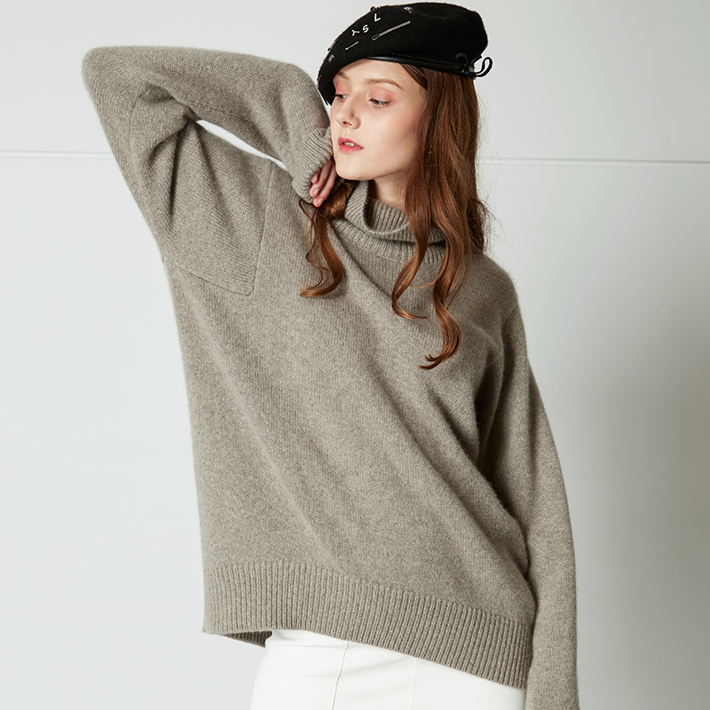 暖过拥抱，柔过亲吻，只有羊绒衫能给女人温柔的怀抱