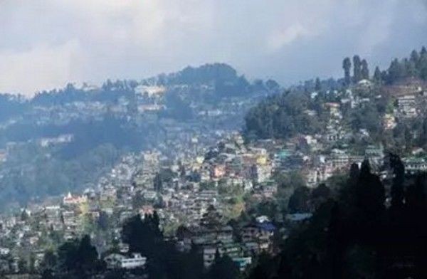 他是潜入*藏西**的日本间谍,还是日本藏学的开天祖师?