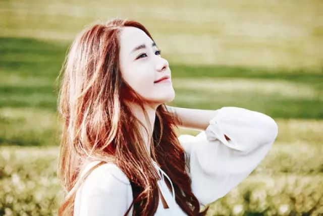 当女明星离开精修,当女明星离开了美颜滤镜