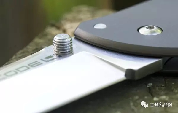 *刀折**简评-冷钢Code4，纵享柔滑