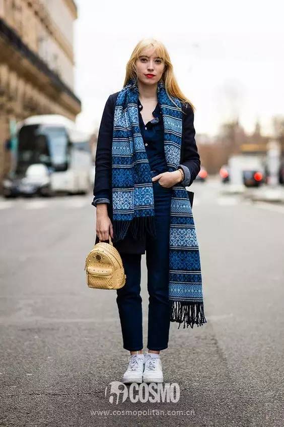 花里胡哨双肩包推荐,耐看双肩包穿搭