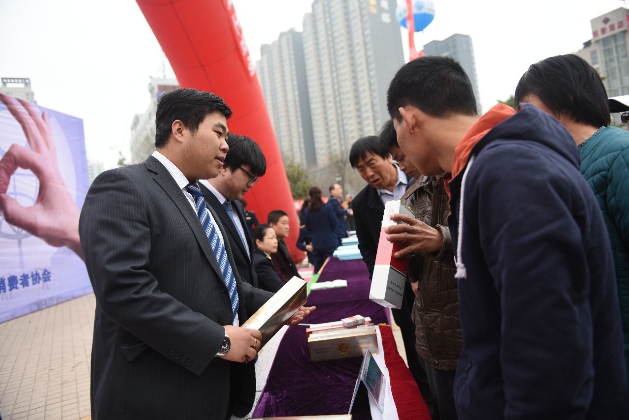 如何快速鉴别真假烟的通用方法,单包烟怎么辨别真假烟